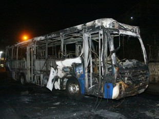 SP: 5 ônibus são queimados em dois dias na capital