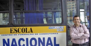 AUTO ESCOLA NACIONAL