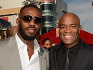 Anderson Silva e Jon Jones se encontram em premiação nos EUA