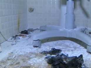 Dupla ateia fogo em dentista em consultório de São José, diz PM