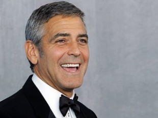 George Clooney sorteia noite ao seu lado para ajudar o Sudão