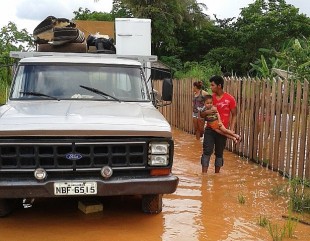 Cheia do rio Madeira deixa cidades  de Rondônia em situação de alerta