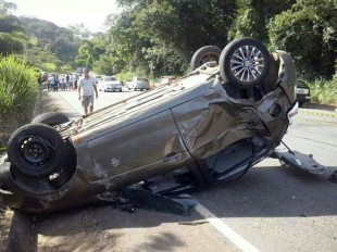 Acidente causa morte de um jovem, na volta de show em Igaratinga