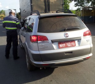 Passageiros se submetem aos riscos do transporte clandestino em MG