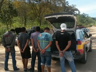 Preso quadrilha com revólver suspeita de planejar assalto a restaurante