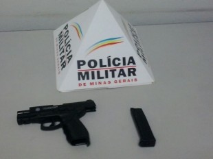 APREENSÃO RÉPLICA DE PISTOLA COM SUSPEITO DE ASSALTO