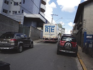 MOTORISTAS ABUSADOS