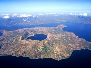 ORIENTE - O VULCÃO TAAL/ FILIPINAS