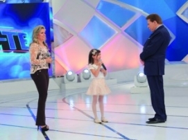 MAIS UMA MÃE E FILHA CANTAM NO SBT