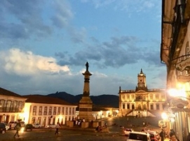 PATAFUFOS EXPONDO ATÉ EM OURO PRETO