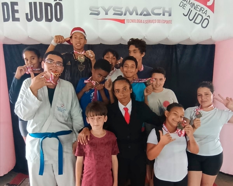 NOVE MEDALHAS NA 2ª ETAPA DO CAMPEONATO DE JUDÔ