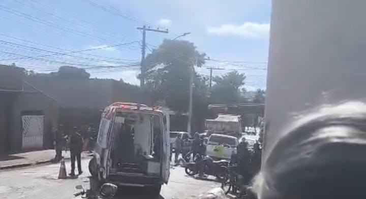 MOTOCICLISTA MORRE APÓS ACIDENTE NA RUA PEQUI