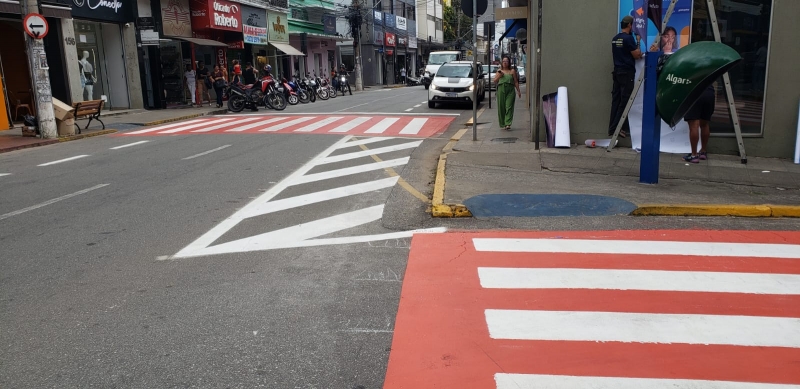“QUANTO A PREFEITURA ESTÁ GASTANDO PARA PINTAR AS RUAS?”