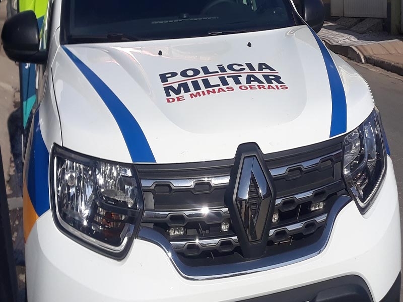 PASSAGENS POR ROUBO, FURTO E TRÁFICO É PRESA