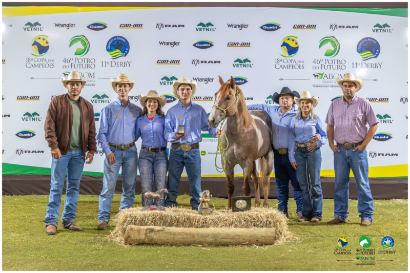 CAVALO LOCAL CONQUISTA TÍTULO HISTÓRICO, ENTRE OUTROS