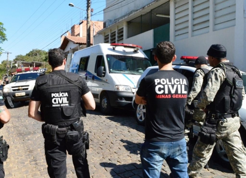OUTRO FORAGIDO DA JUSTIÇA É PRESO