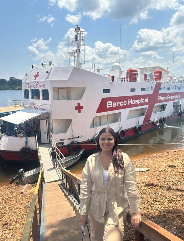 MÉDICA LOCAL TRABALHOU COMO VOLUNTÁRIA, NA REGIÃO AMAZÔNICA